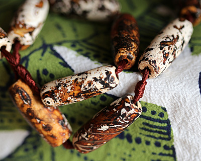 Tibetan (Dzi) Agate Matte Rust & White Molten Pattern Rice 28-33x9-13mm