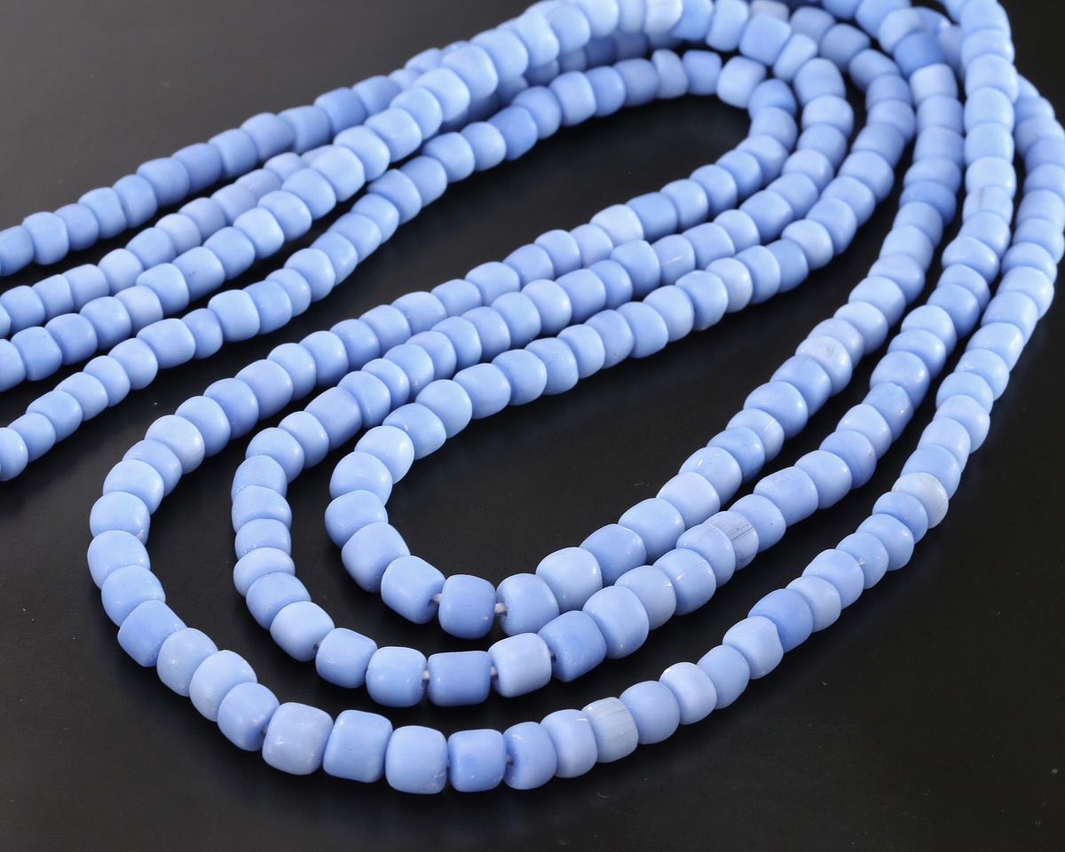 Java Glass Sky Blue Graduated Gooseberry Beads 3-6x4-6mm