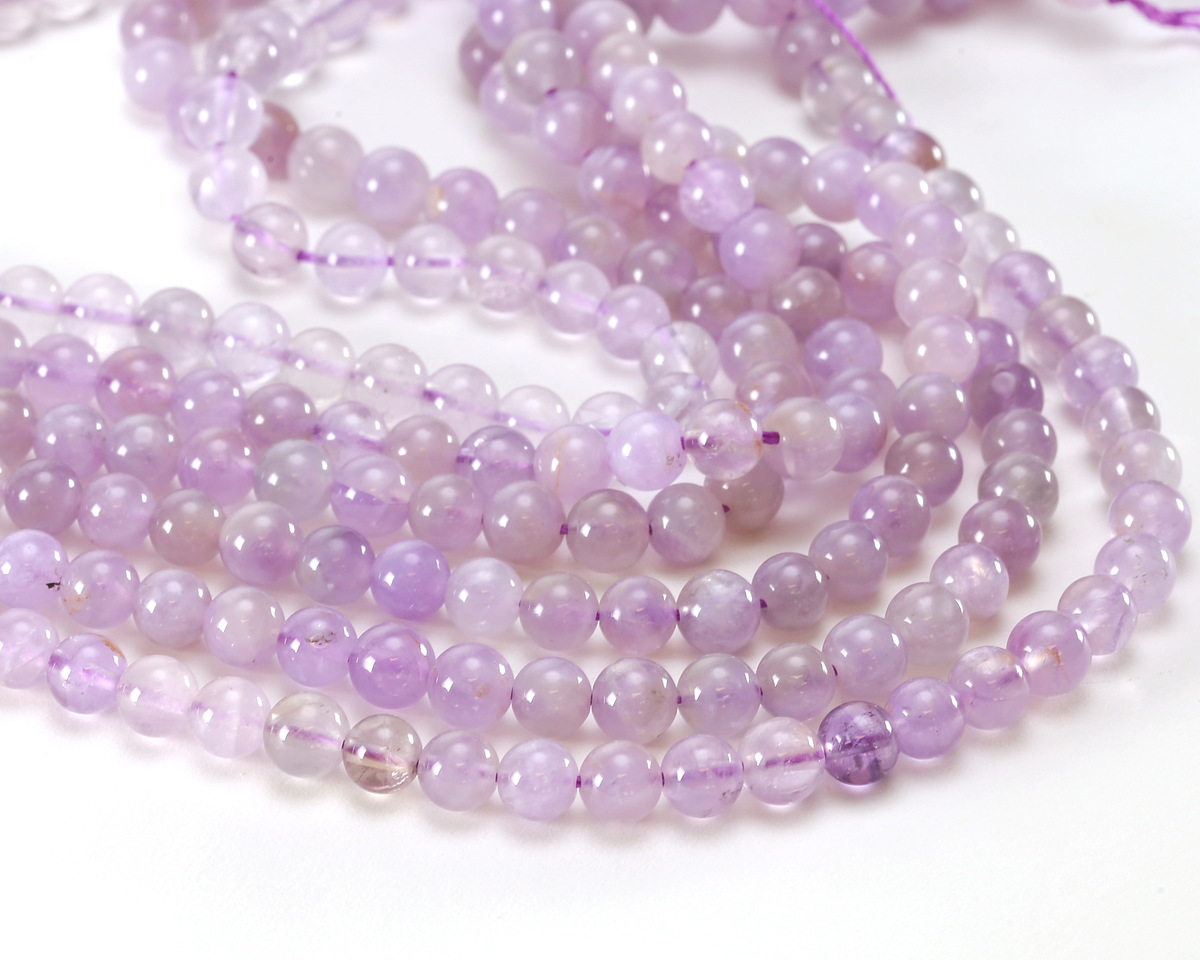 Lavender Amethyst (Light) Round 6-7mm