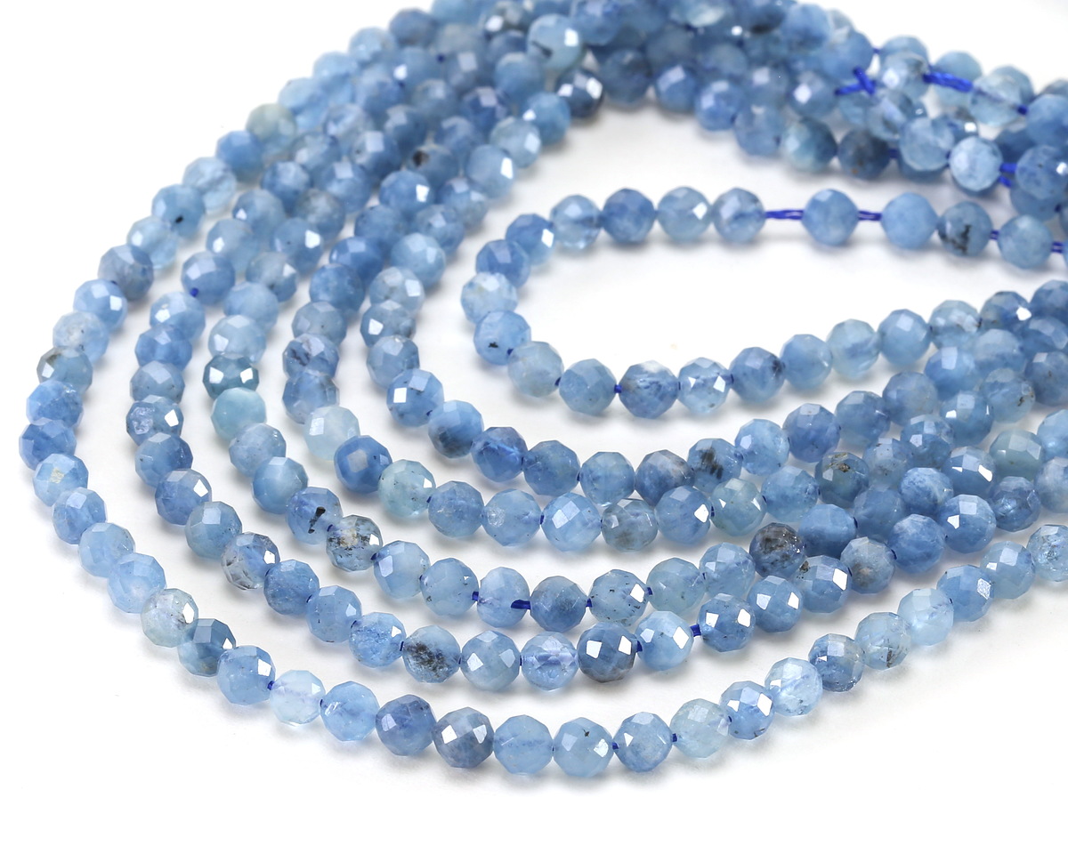 Devil Aquamarine (AA) Microfaceted Round 4mm