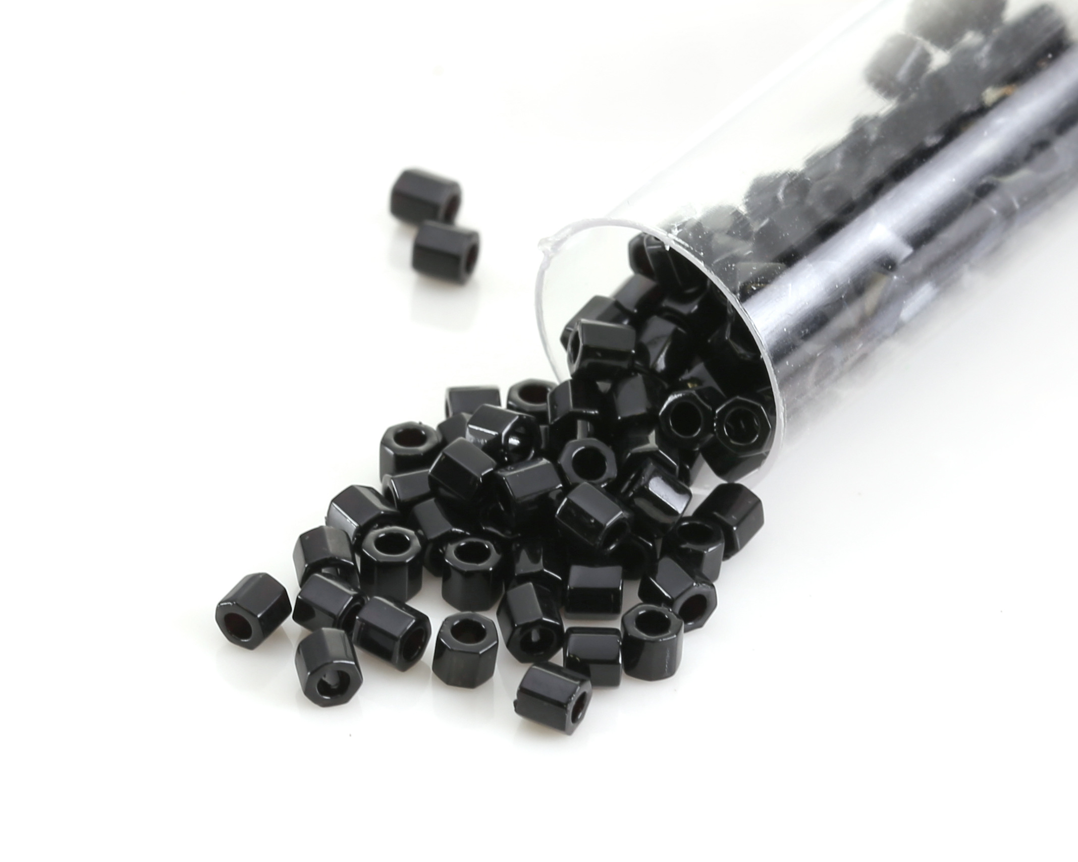 ◆ゆき❀◆ Amazon.com: Miyuki Round Seed Beads Size 15/0 8.2 Gram Tube