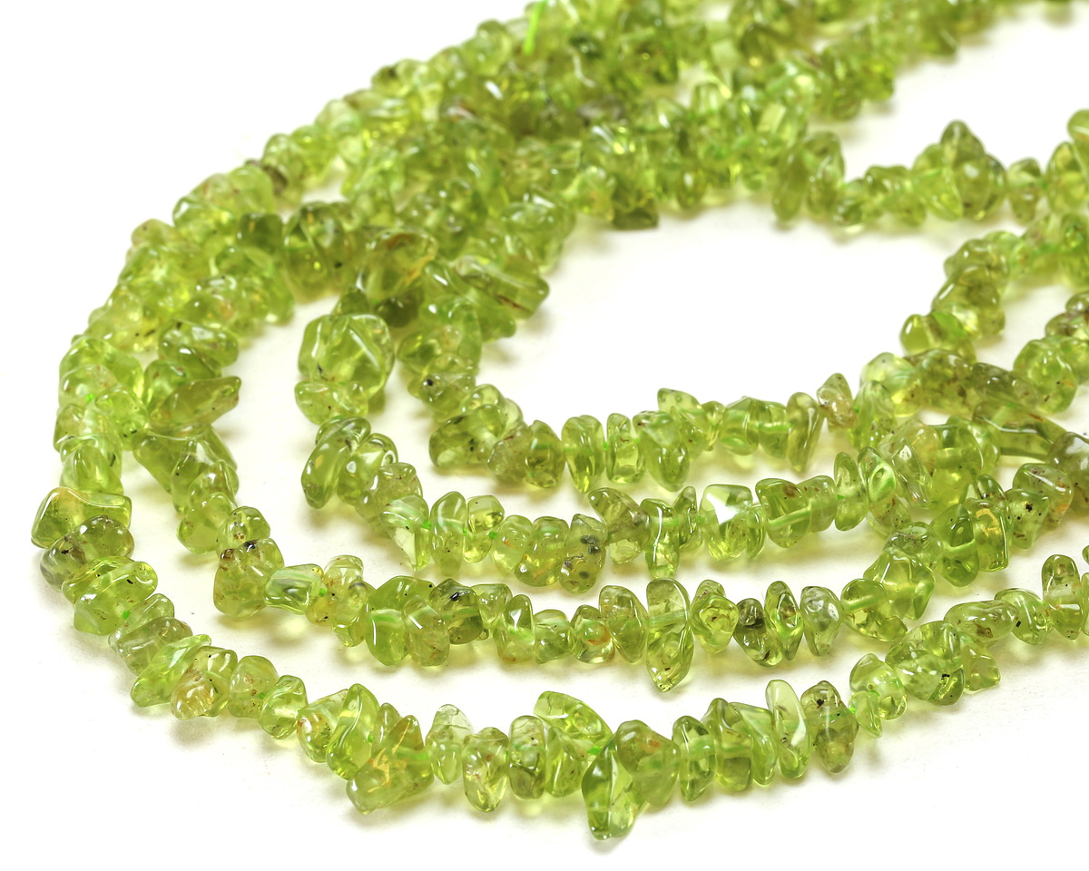 Peridot (A) Chips 2-4x4-10mm