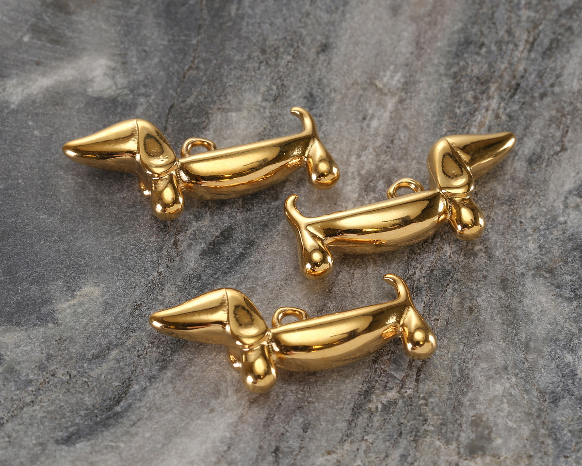 24K Gold (plated) Cute Dachshund Focal 28x13mm