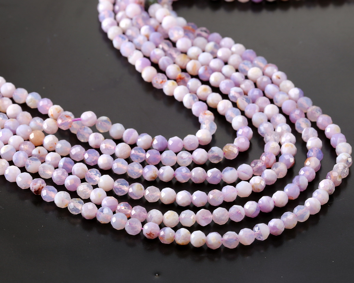 Flower Lavender Moon Quartz Microfaceted Round 4mm