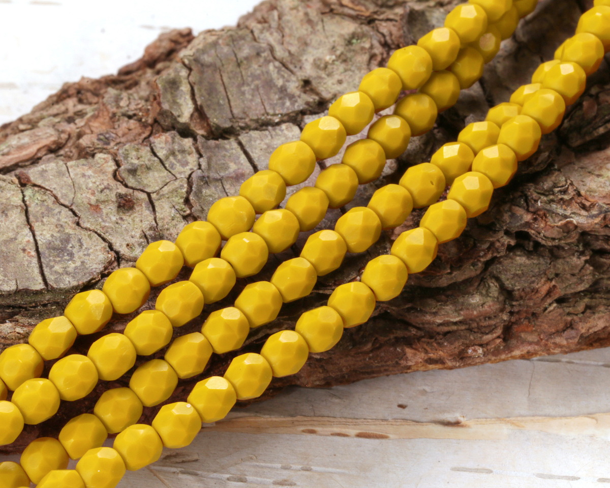 Czech Glass Matte Wasabi Fire Polished Round 4mm