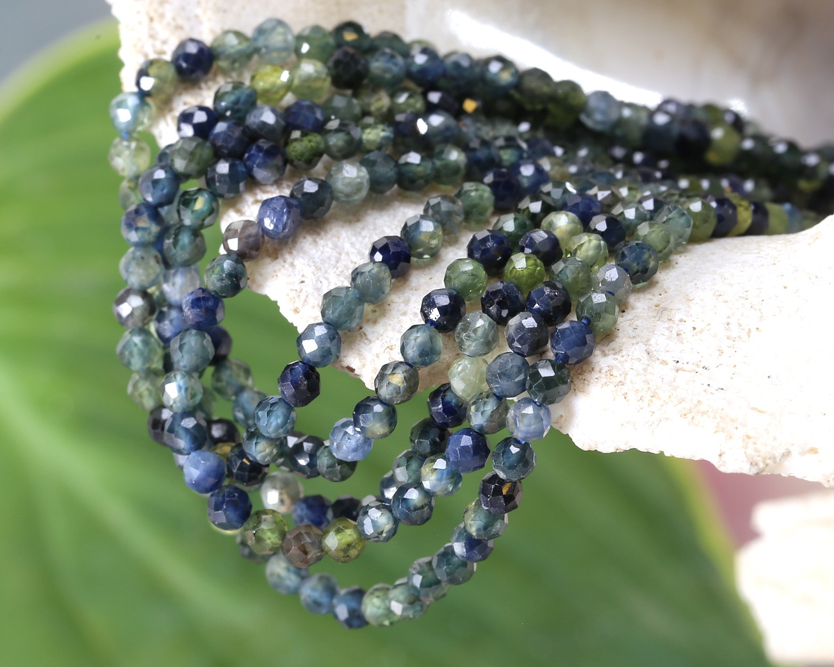 Sapphire (Thailand) (AAA) Microfaceted Round 3mm