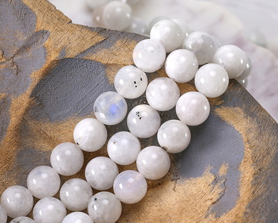 Rainbow Moonstone 8-8.5mm