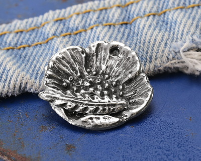 Green Girl Pewter Poppy Toggle Clasp 25x26mm