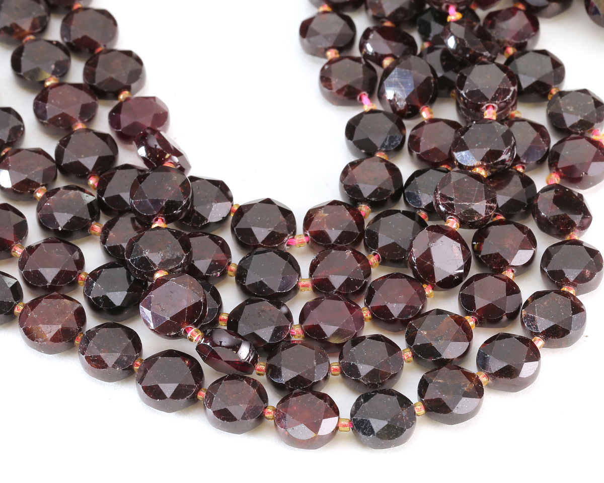 Garnet (A) Faceted Star Coin 10mm