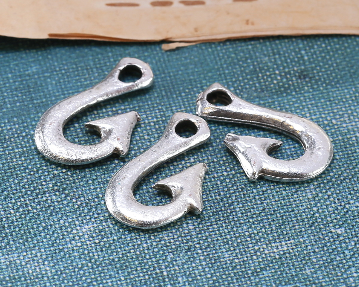 Mykonos Antique Silver (plated) Hook 10x15mm