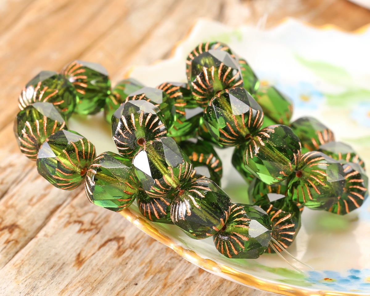 Czech Glass Emerald w/ Copper Cruller 10mm