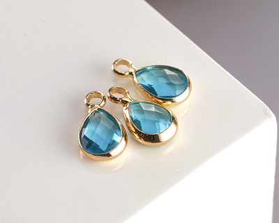 Capri Crystal Teardrop in Gold Finish Bezel 6.5x11.8mm
