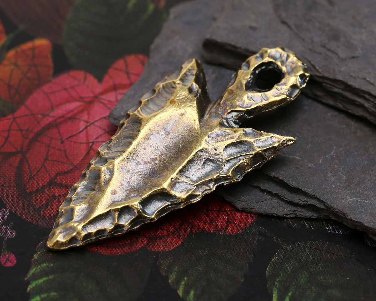 Mykonos Antique Brass (plated) Narrow Arrow Head Pendant 21x47mm