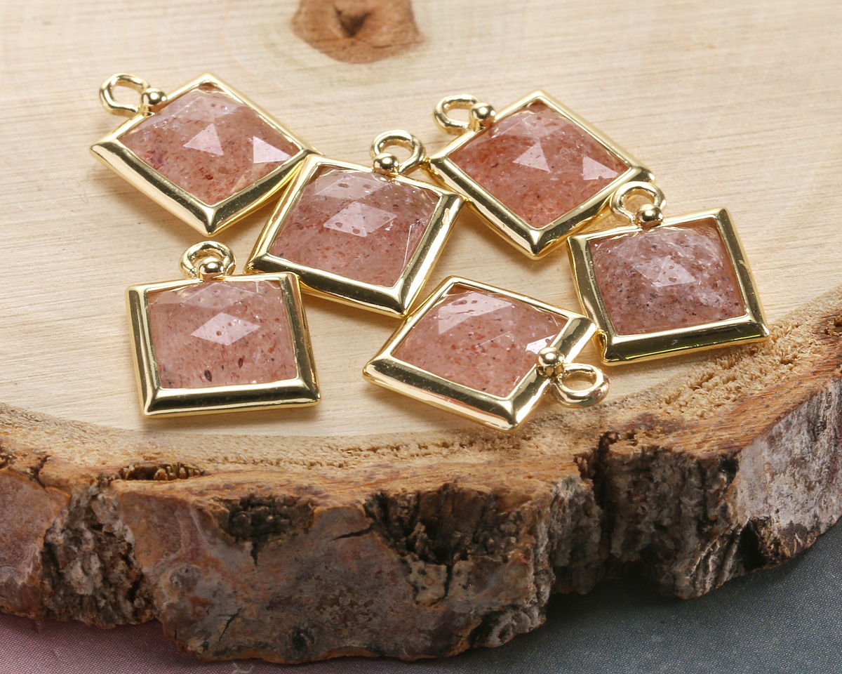 Strawberry Quartz w/ Gold Finish Faceted Square Focal 10x13mm