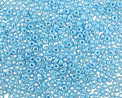 TOHO Opaque Rainbow Blue Turquoise Round 11/0 Seed Bead