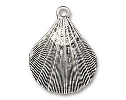 TierraCast Antique Silver (plated) Scalloped Shell Pendant 23x30mm