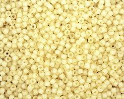 TOHO Ceylon Frosted Banana Cream Round 11/0 Seed Bead