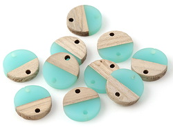 Wood & Sea Green Resin Coin Link Focal 15mm