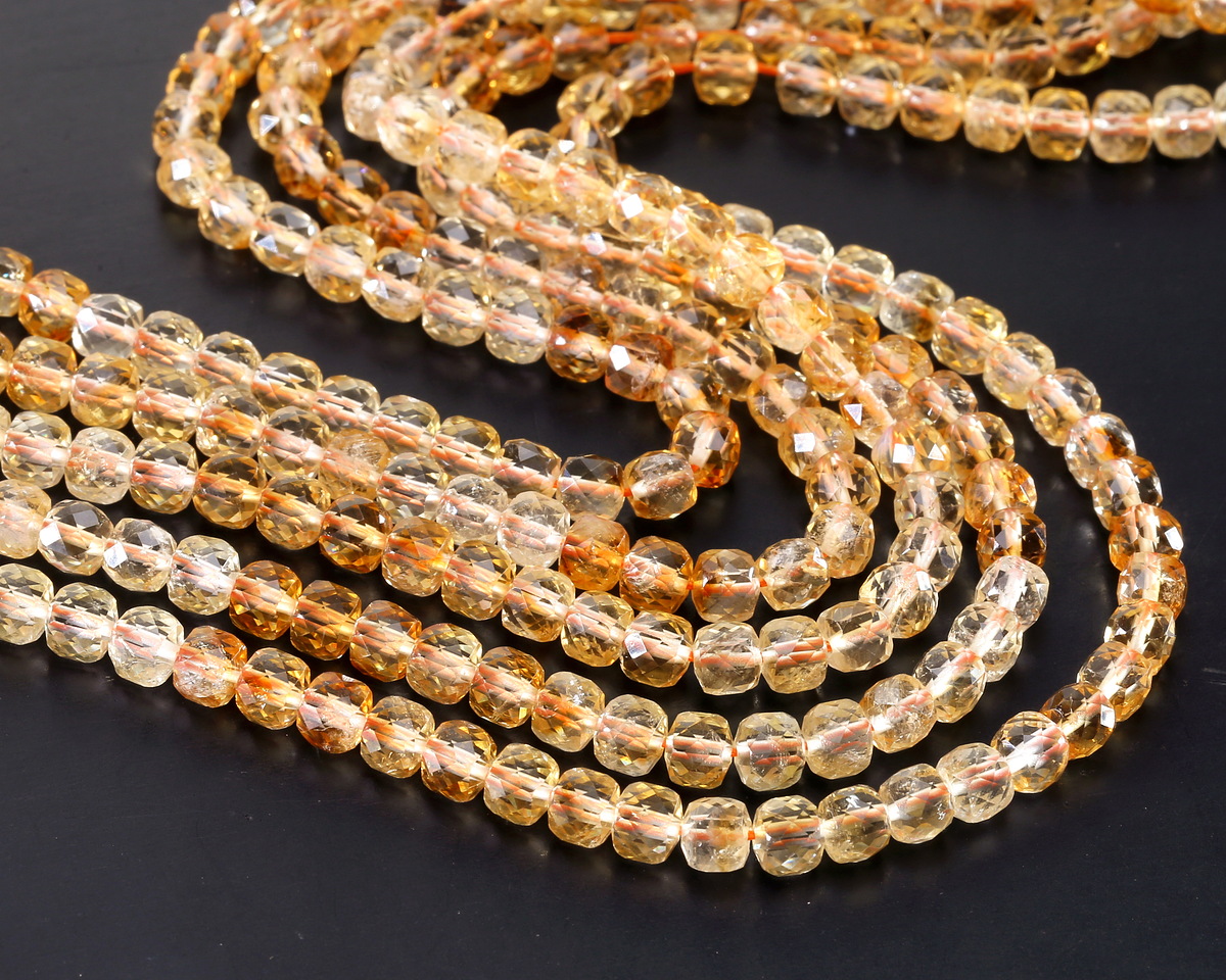 Citrine (AA) Ombré Microfaceted Cube 5mm