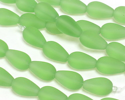 Peridot Beach-Style Glass Teardrop Round 17x10mm
