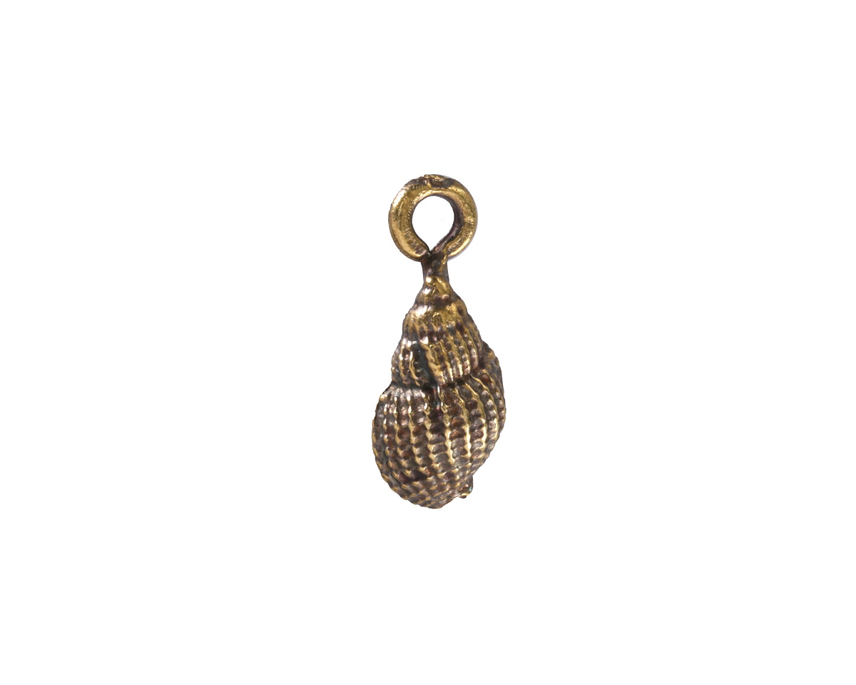 Mykonos Antique Brass (plated) Conch Shell Focal 7x18mm
