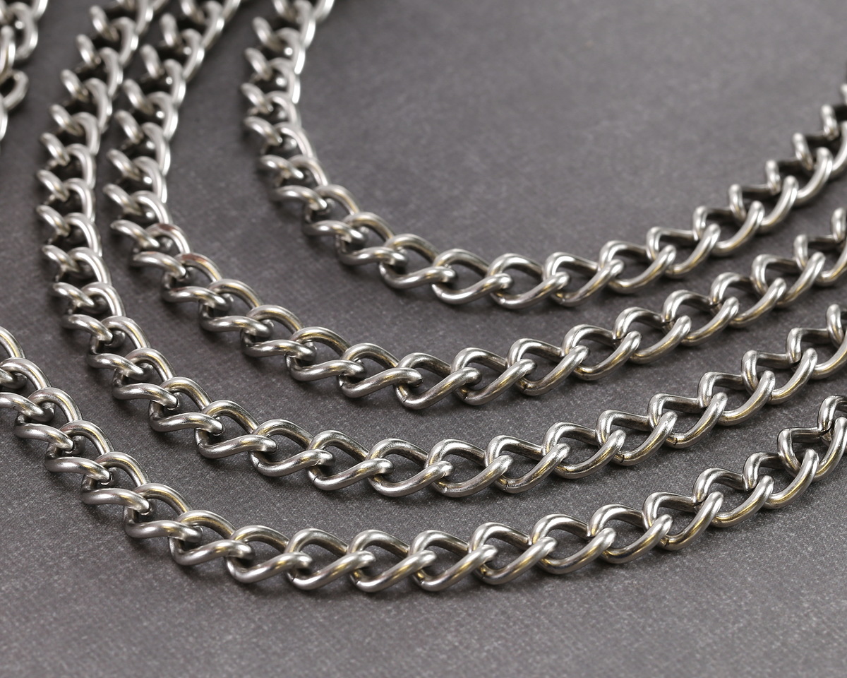 Antique Silver Finish Large Curb Chain