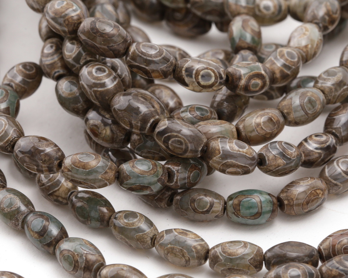 Tibetan (Dzi) Agate Gray-Green Rice 12x8mm