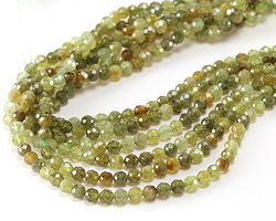 Green Garnet Microfaceted Round 4mm