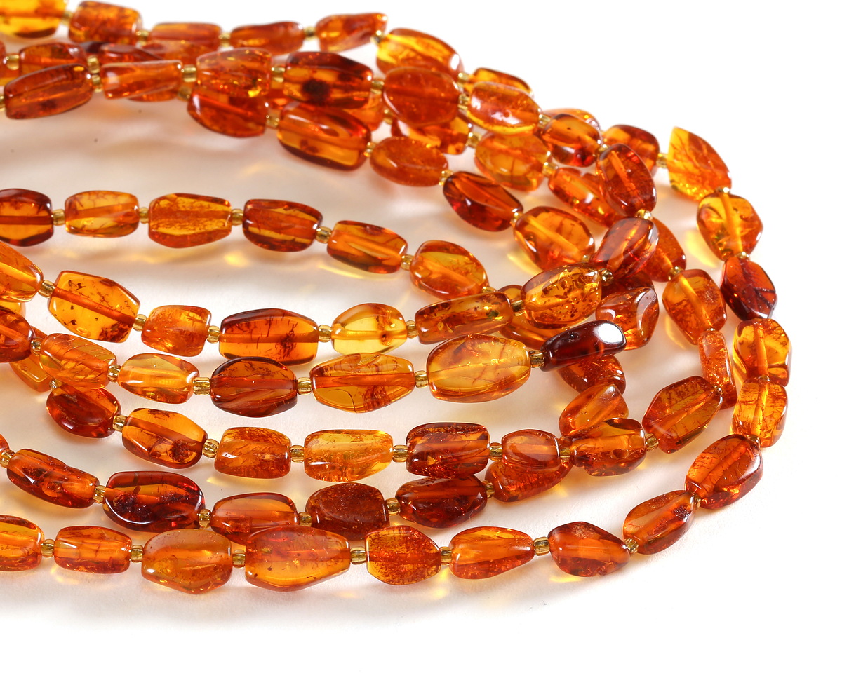 Red Amber (A) Irregular Flat Oval 6-7x8-10mm