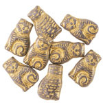 Czech Glass Thistle w/ Gold Wash Sitting Cat Bead 17x11mm